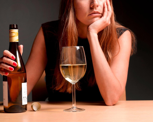 Анонимное лечение женского алкоголизма в Каргате
